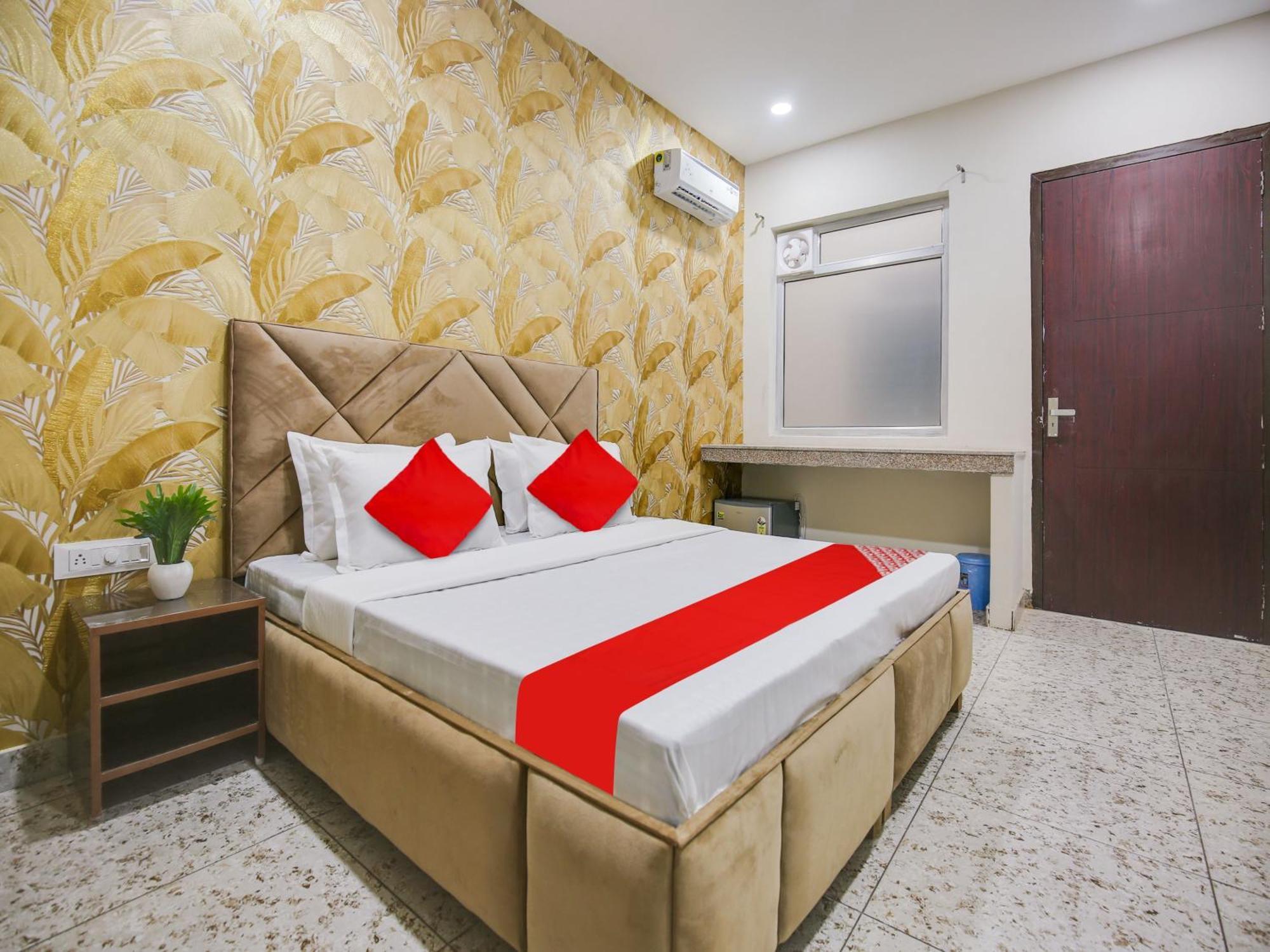 Hotel O Silver Sky Ludhiana Exterior photo