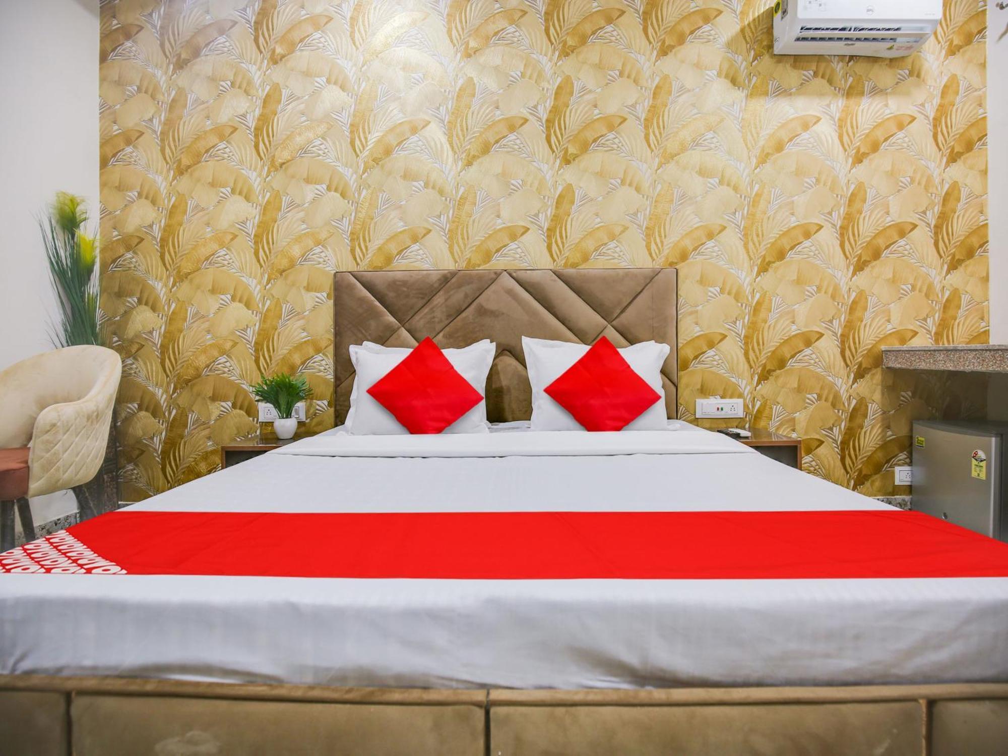 Hotel O Silver Sky Ludhiana Exterior photo