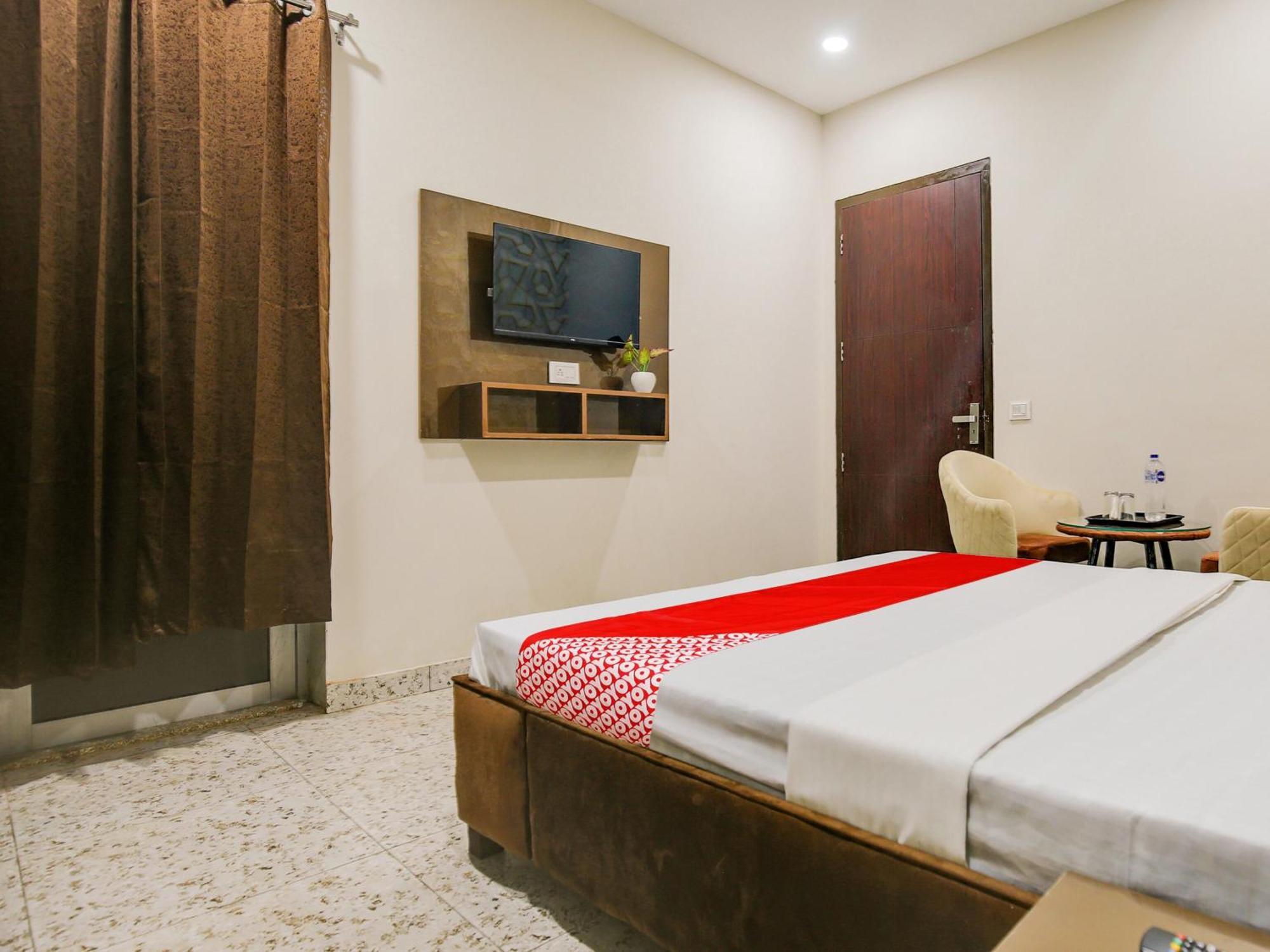 Hotel O Silver Sky Ludhiana Exterior photo